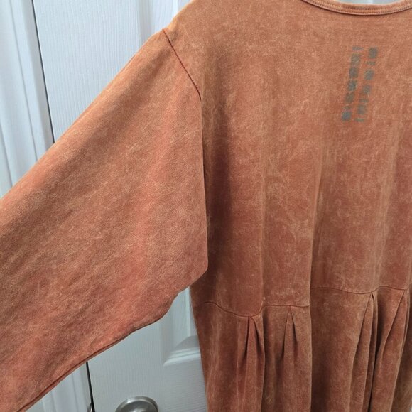 Vintage 90s Maxi Dress Rust Orange Pleated Long Sleeve Abstract Music Guitar - Picture 9 of 10